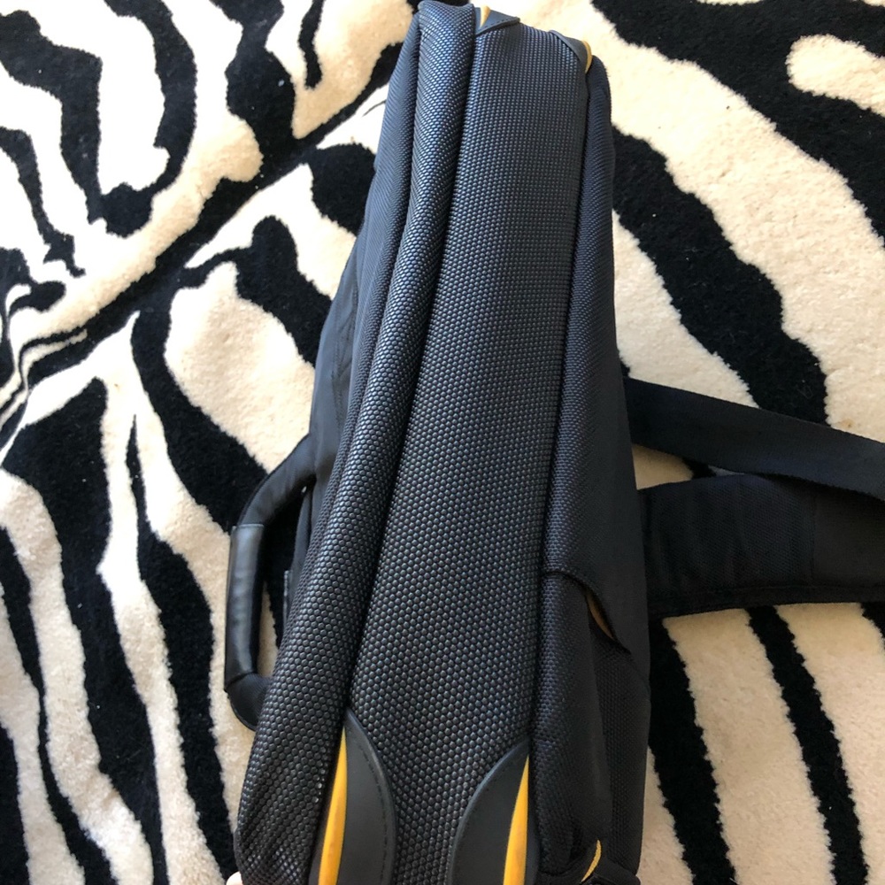 Targus Laptop Bag - Picture 8 of 8